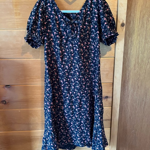 Old Navy Other - Old Navy Floral Girls Dress Size L 10/12